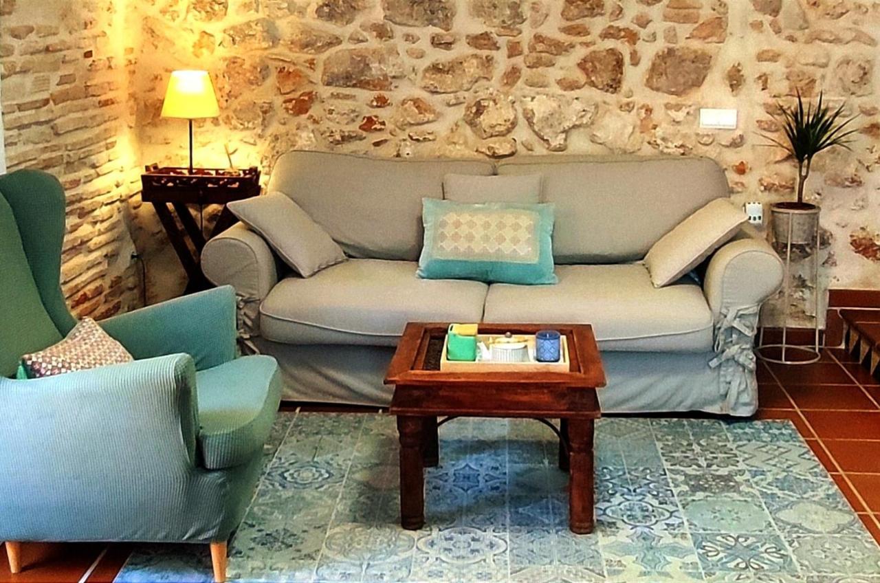 سيجوربي Masia De San Juan Casa Numero 1 En Castillo Con Piscina Y Aire Acondicionado المظهر الخارجي الصورة