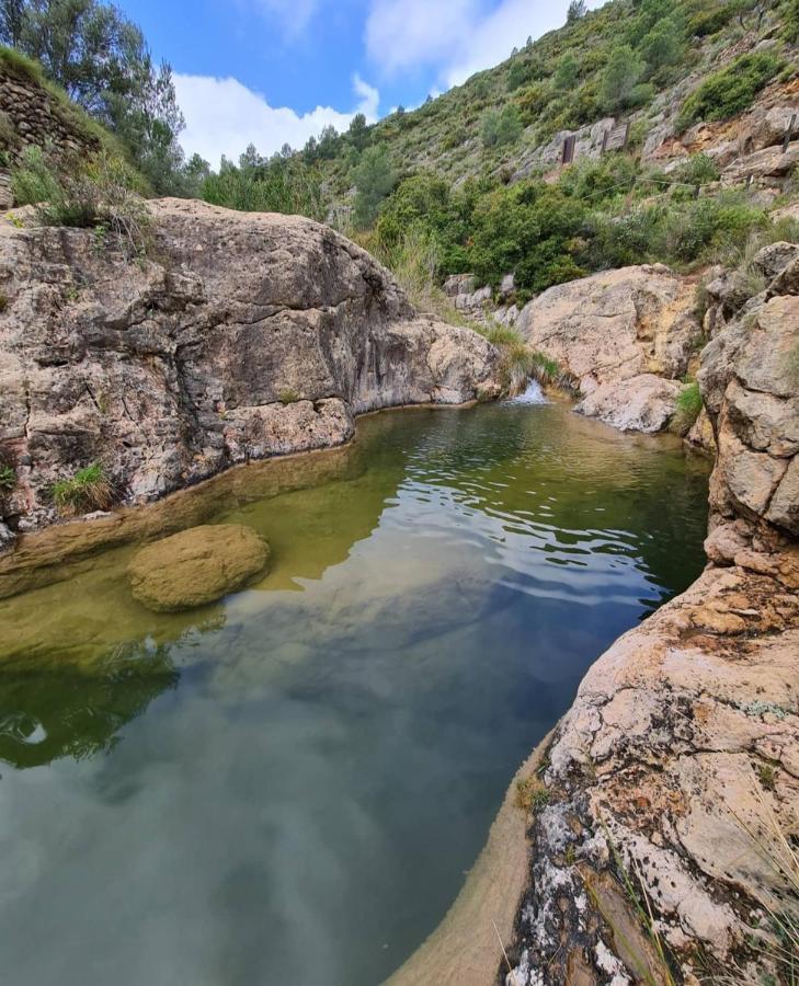 سيجوربي Masia De San Juan Casa Numero 1 En Castillo Con Piscina Y Aire Acondicionado المظهر الخارجي الصورة